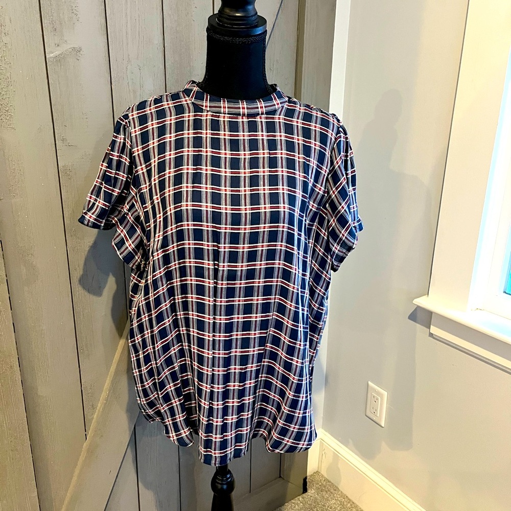 Madris blue and red top